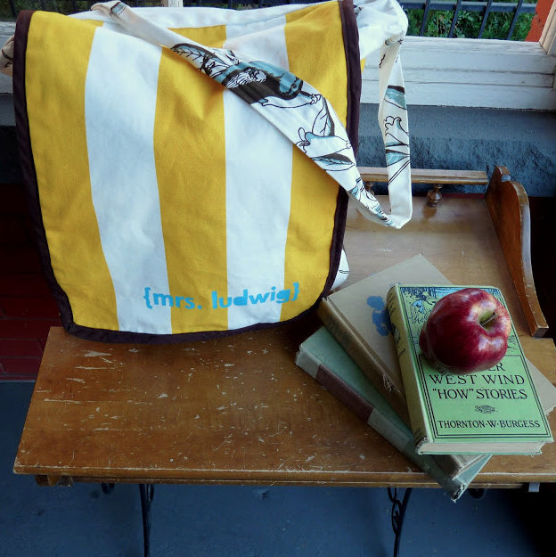 how to make a stripe-y yellow teacher tote