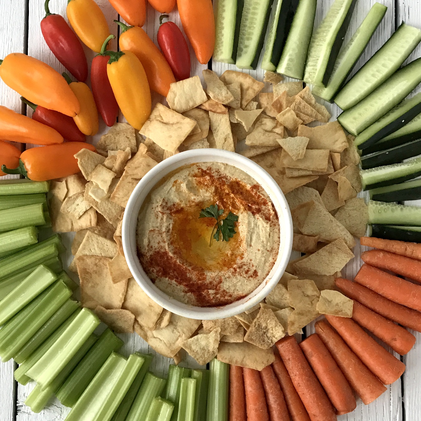 the best hummus recipe- brought straight from her sister's days living in the middleeast