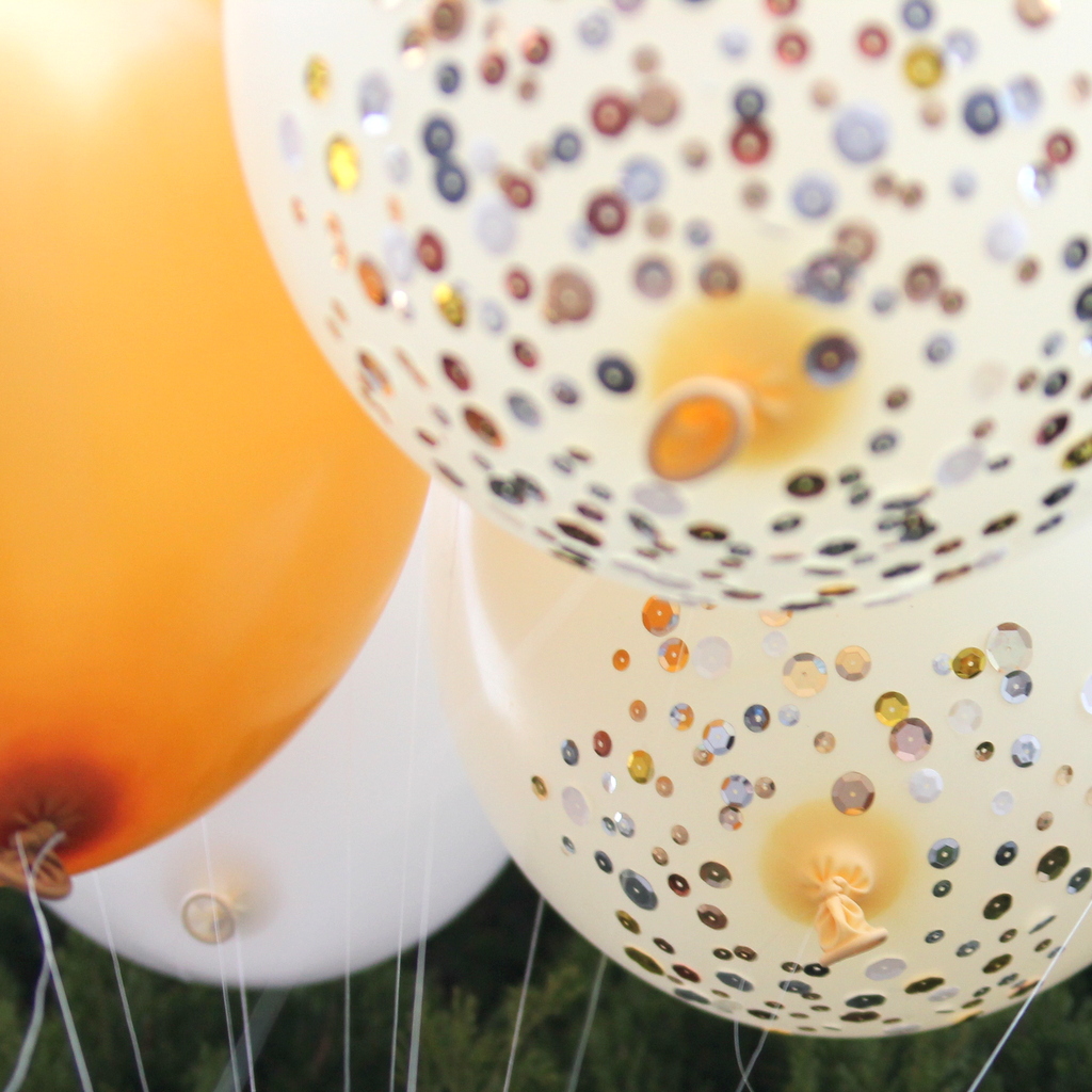 how to make sequined balloons