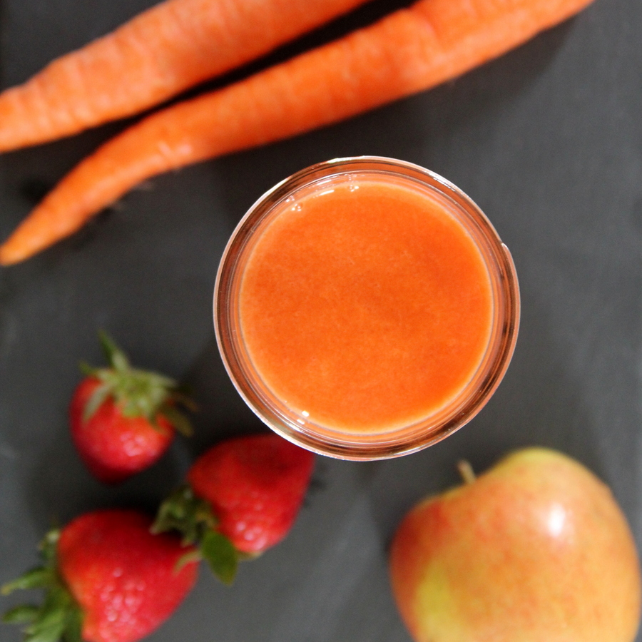 juicing combination ideas- apples, strawberries and carrots