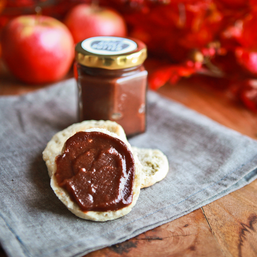 homemade apple butter with a printable label