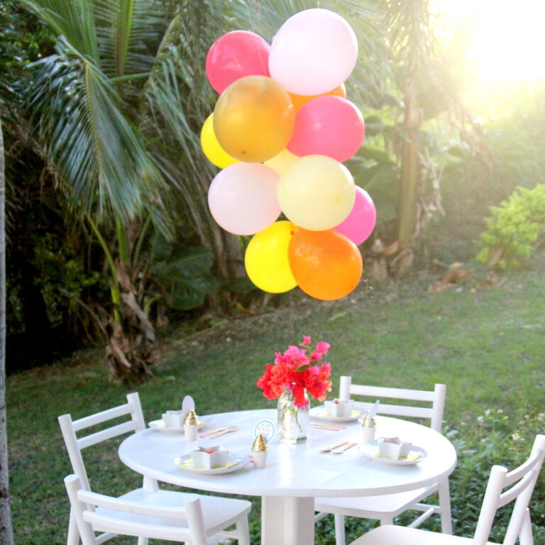 how to make a balloon chandelier