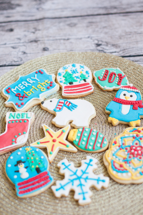 How to Decorate Cookies with Royal Icing (Step by Step & tips!)