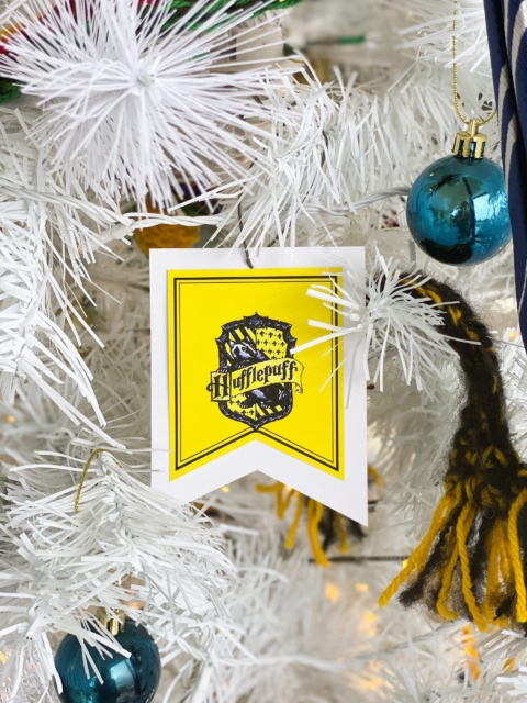 Harry Potter Inspired Christmas Ornaments {tutorial} + Giveaway –  gingersnapcrafts