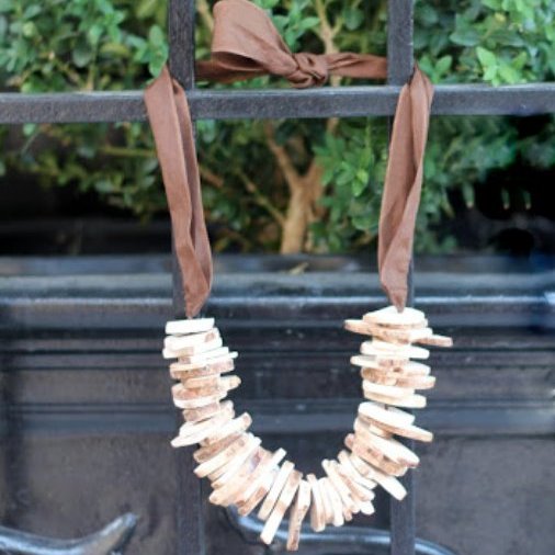 anthropologie inspired necklace tutorial