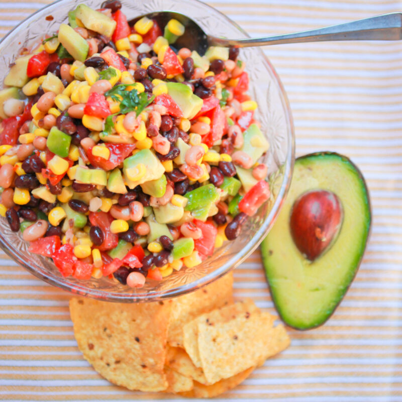 southwestern salad with black beans and avocado