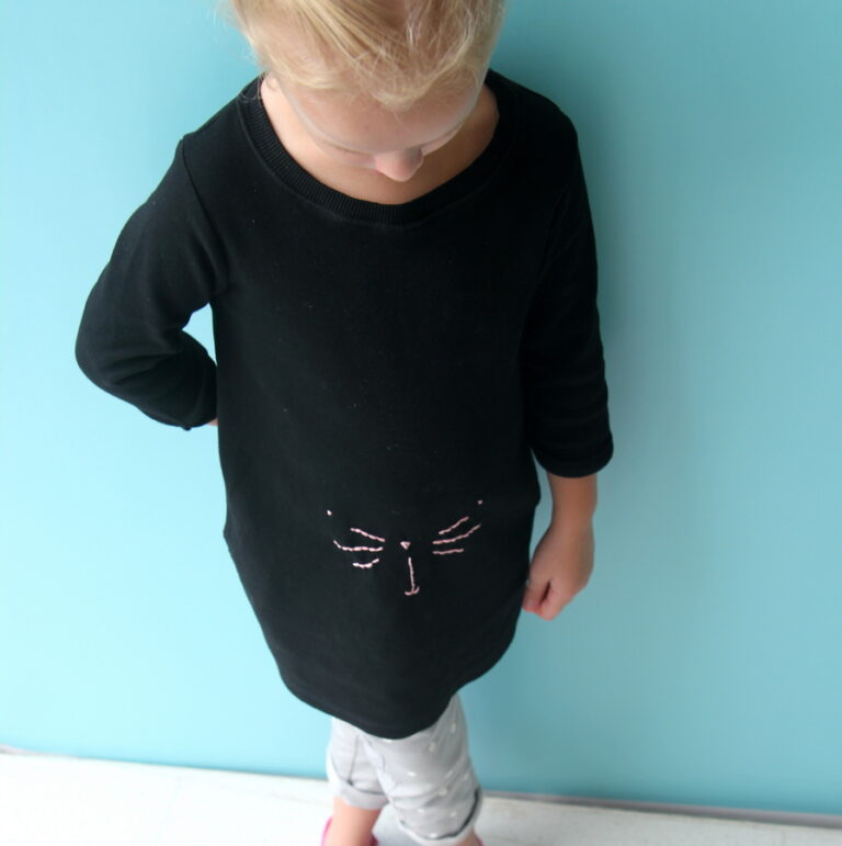 DIY kitty tunic (with free embroidery template)